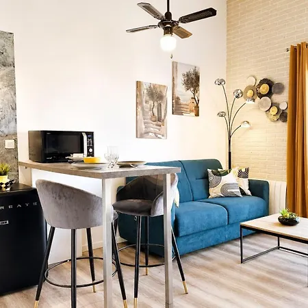 Le Duplex Lemon شقة مونت دي مارسان